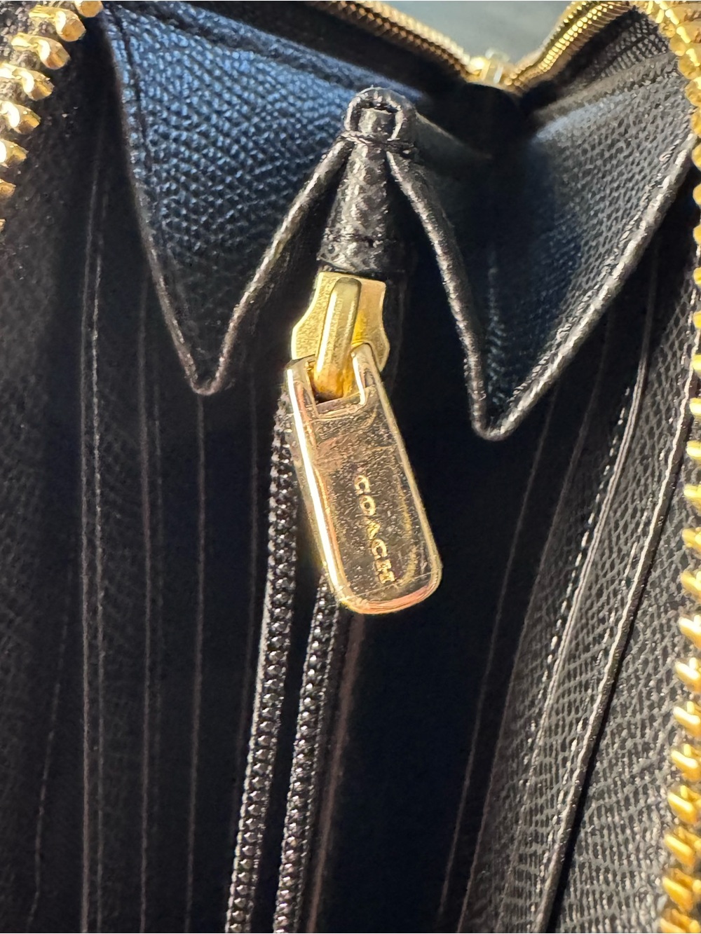 Coach black leather long zip wallet - Picture 7 of 15